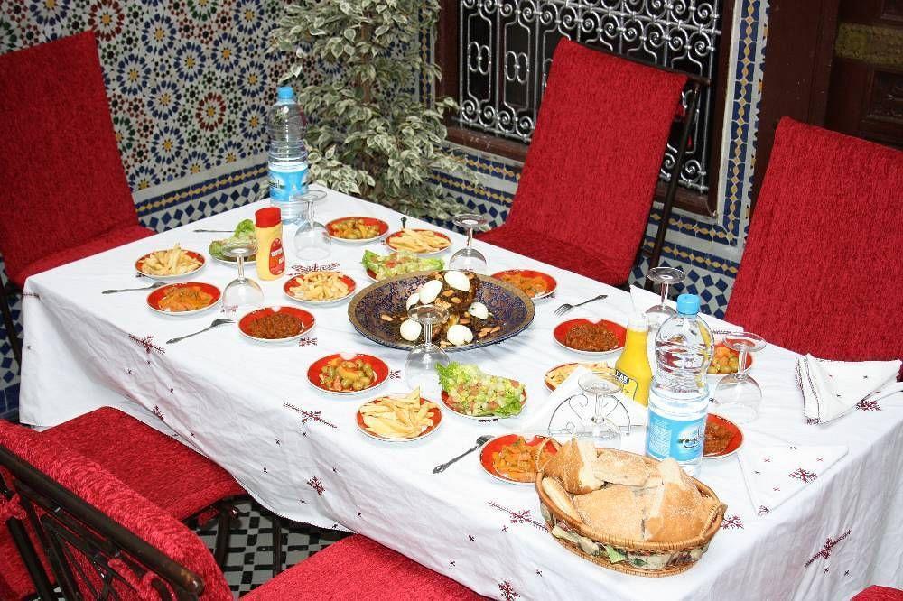 Riad Naila & Suite Fès Exteriör bild