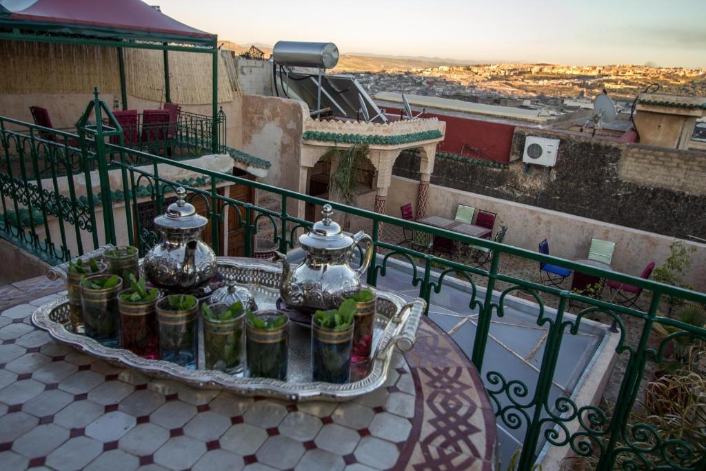 Riad Naila & Suite Fès Exteriör bild