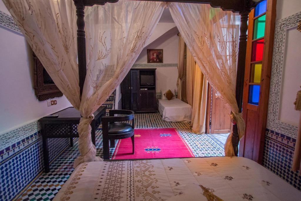 Riad Naila & Suite Fès Exteriör bild